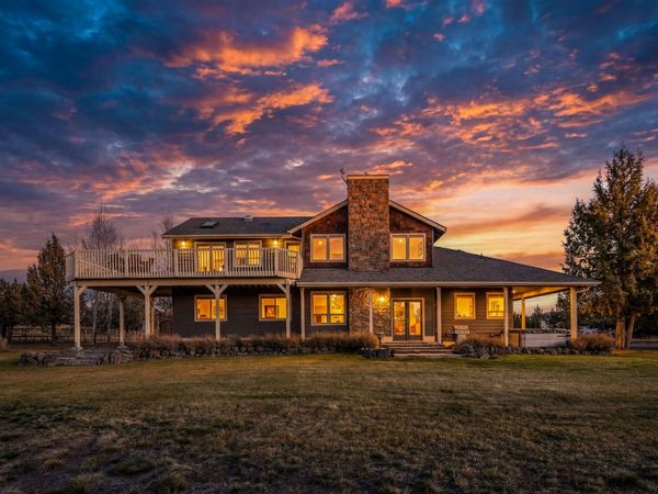 9001 SW Desert Sage Lane, Powell Butte, OR 97753