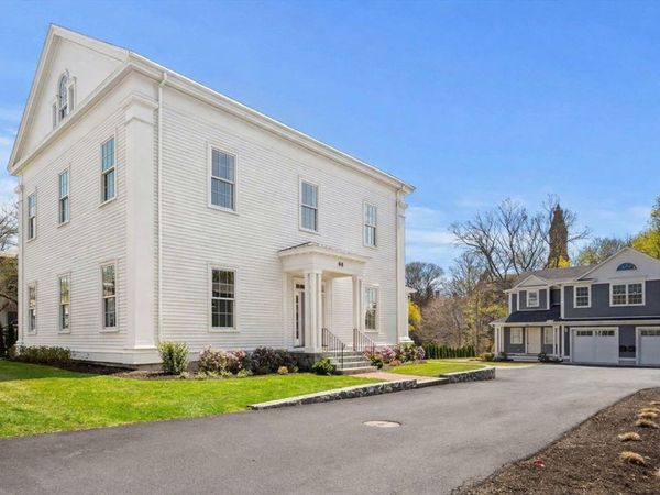 64 Pleasant Street, Unit A, Marblehead, MA 01945