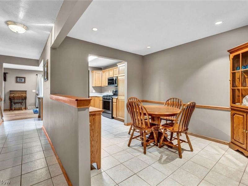 63 Sunset Cove Circle, Eastlake, OH 44095 Photo 26