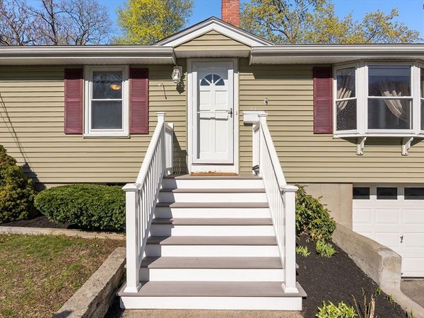 67 Colonial Ave, Lynn, MA 01904