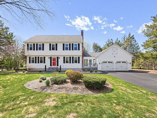 45 James St, Mansfield, MA 02048