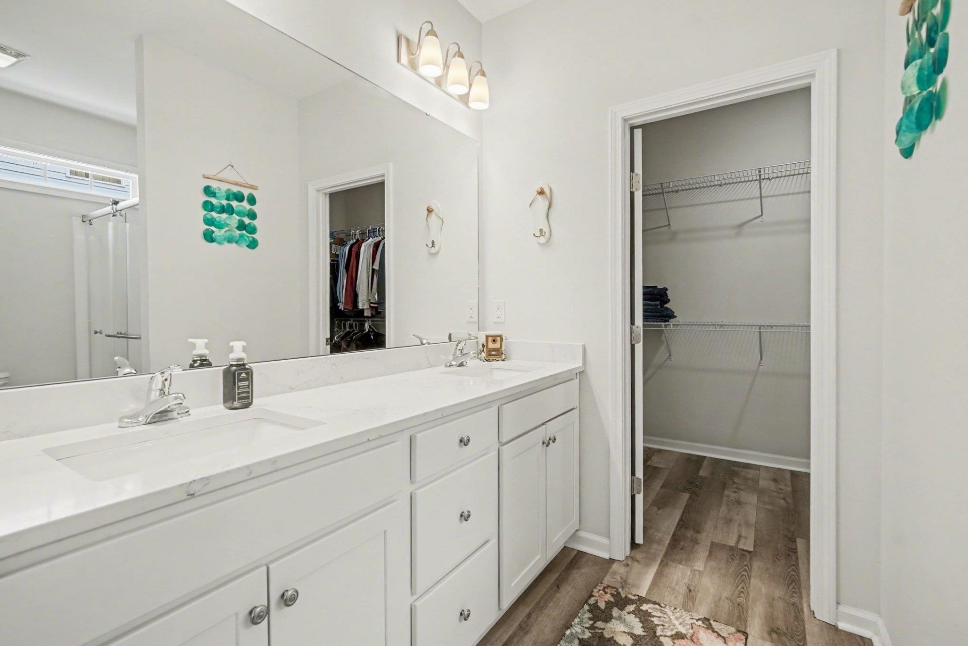 246 Lifestyle Court  Photo 16