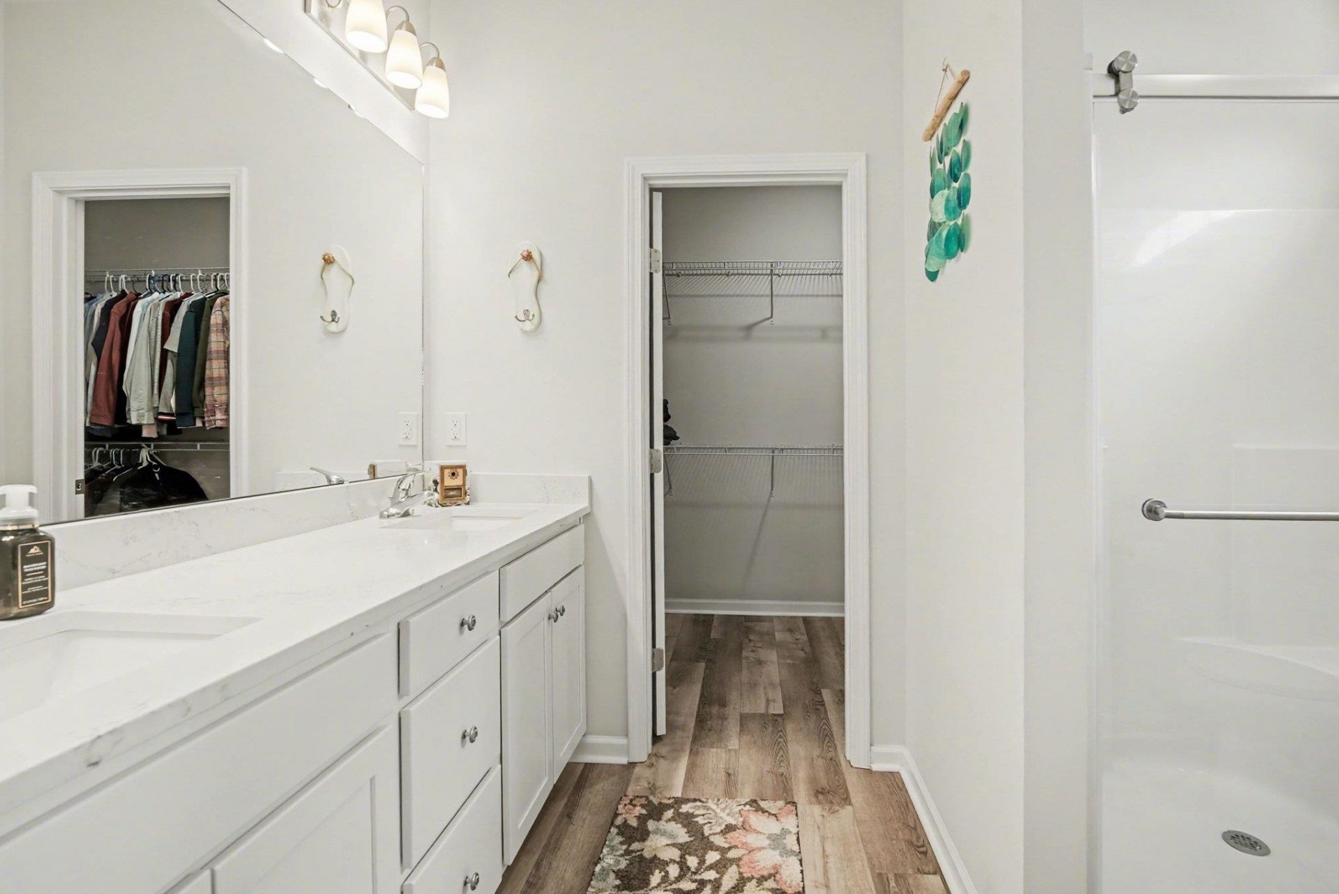246 Lifestyle Court  Photo 17