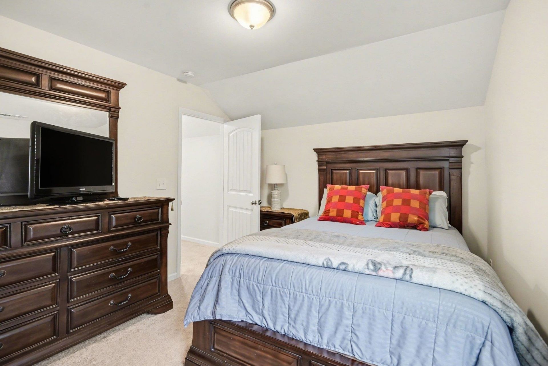 246 Lifestyle Court  Photo 19