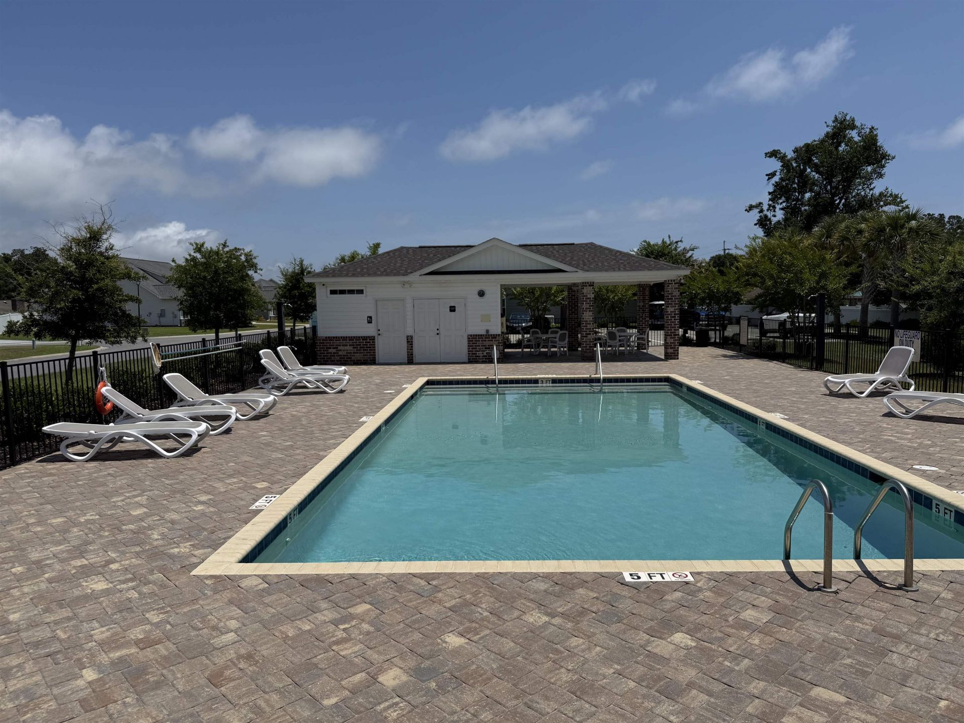 246 Lifestyle Court Photo 34