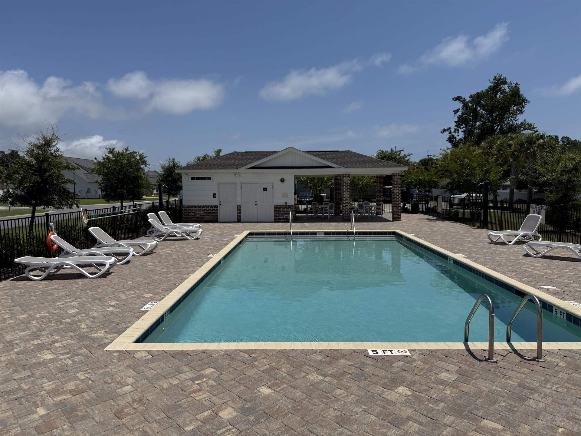 246 Lifestyle Court Photo 35