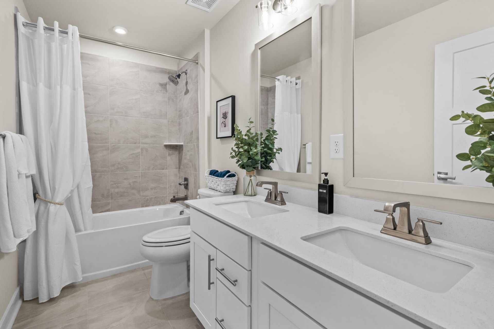 2330 Vera Way Photo 32