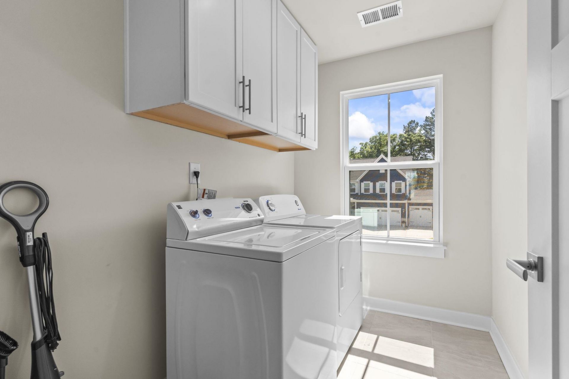 2330 Vera Way Photo 33