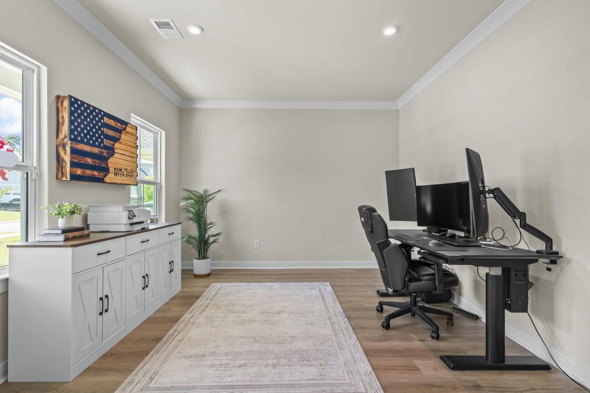 2330 Vera Way Photo 5