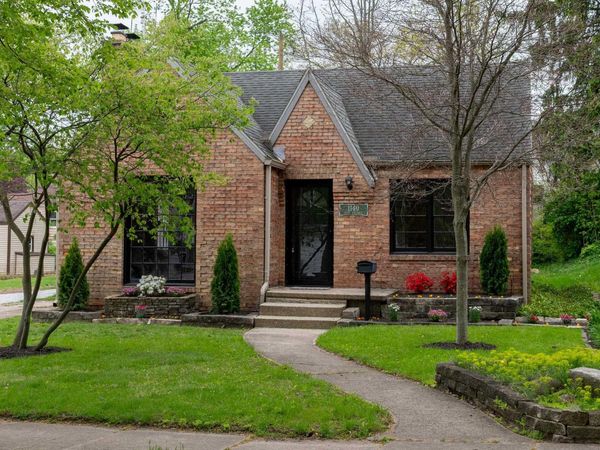 1140 E Victoria Street, South Bend, IN 46614