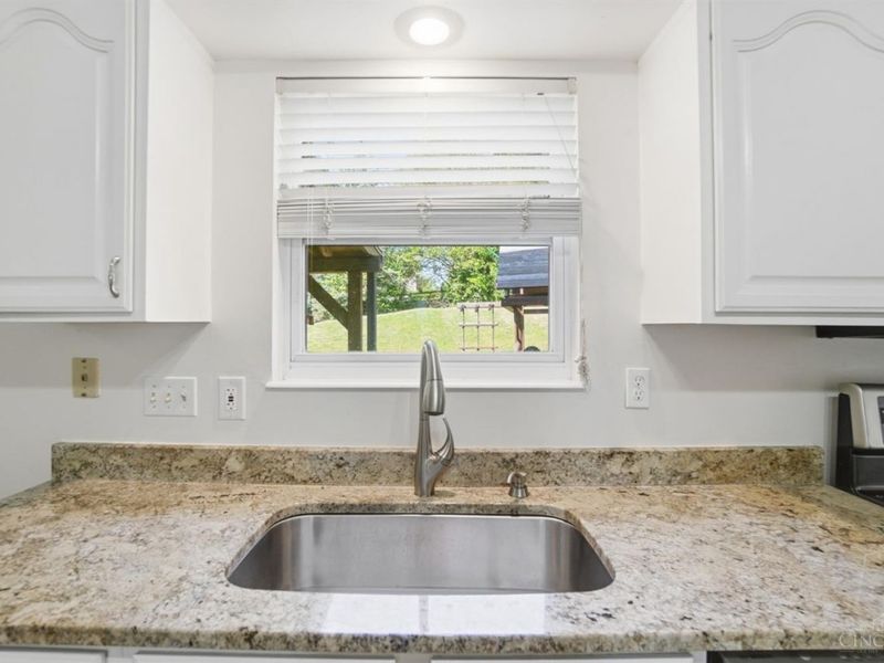 8965 Steeplechase, West Chester, OH 45069 Photo 16