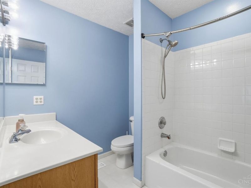 8965 Steeplechase, West Chester, OH 45069 Photo 32