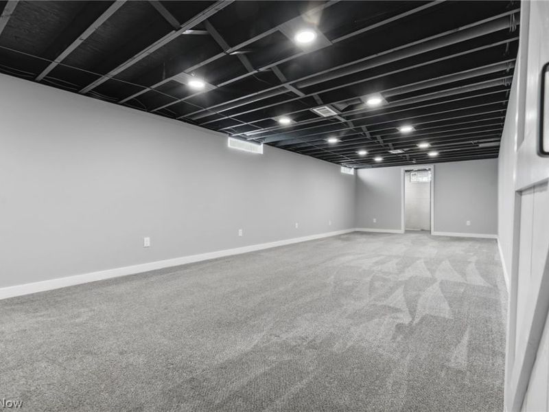 11351 Wilhurst Avenue NE, Hartville, OH 44632 Photo 28