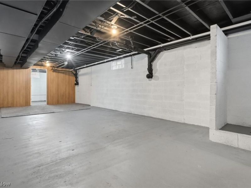 11351 Wilhurst Avenue NE, Hartville, OH 44632 Photo 32