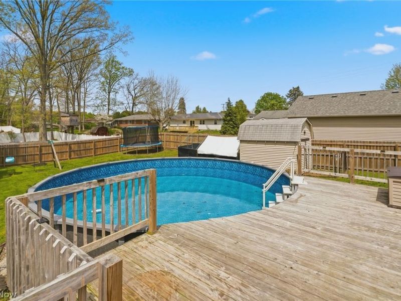 11351 Wilhurst Avenue NE, Hartville, OH 44632 Photo 8