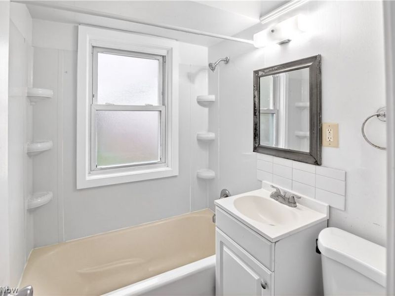 9304 Plymouth Avenue , Garfield Heights, OH 44125 Photo 15