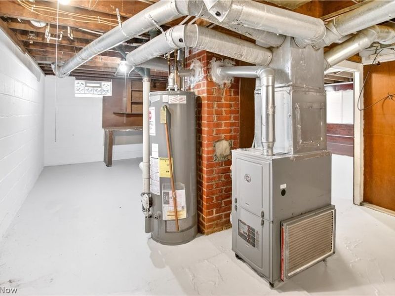 9304 Plymouth Avenue , Garfield Heights, OH 44125 Photo 27