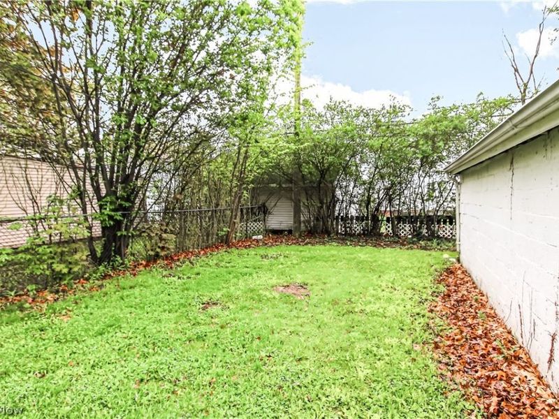 9304 Plymouth Avenue , Garfield Heights, OH 44125 Photo 34