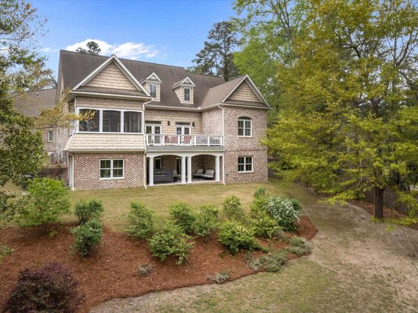 12 Lakecrest Drive, Columbia, SC 29206