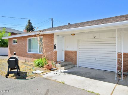 962 & 960 Roberts Street, Reno, NV 89502 Photo