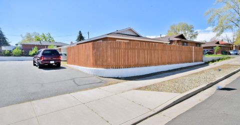 962 & 960 Roberts Street, Reno, NV 89502 Photo