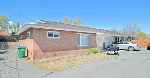 962 & 960 Roberts Street, Reno, NV 89502 Photo