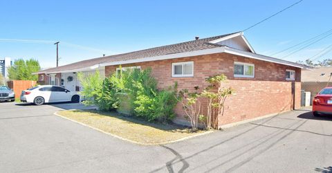 998 & 996 Roberts Street, Reno, NV 89503 Photo