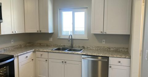 998 & 996 Roberts Street, Reno, NV 89503 Photo