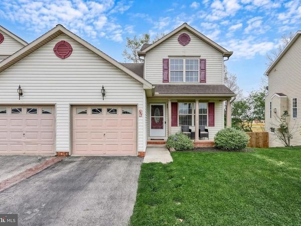137 MAPLE DRIVE, HANOVER, PA 17331