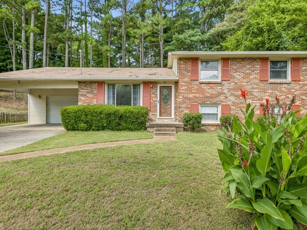 683 Brewer Dr , Nashville, TN 37211