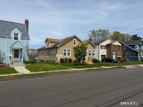 56 Tredeau, Hartford, CT 06114