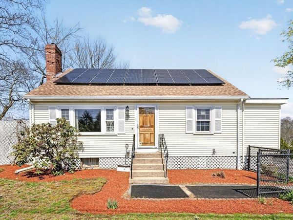 216 Hartford Ave, Bellingham, MA 02019