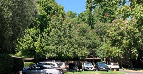 700 Woodside Ln E #5, Unit 5, Sacramento, CA 95825 Photo