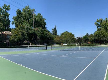 700 Woodside Ln E #5, Unit 5, Sacramento, CA 95825 Photo