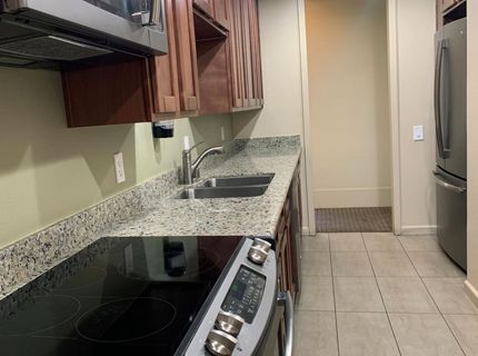 700 Woodside Ln E #5, Unit 5, Sacramento, CA 95825 Photo