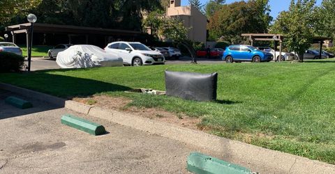 700 Woodside Ln E #5, Unit 5, Sacramento, CA 95825 Photo