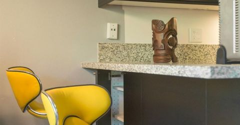 700 Woodside Ln E #5, Unit 5, Sacramento, CA 95825 Photo