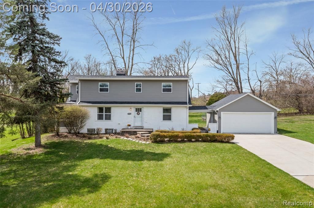 24903 Lois Lane, Southfield, MI 48075 Main Photo