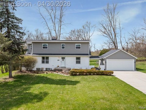 24903 Lois Lane, Southfield, MI 48075