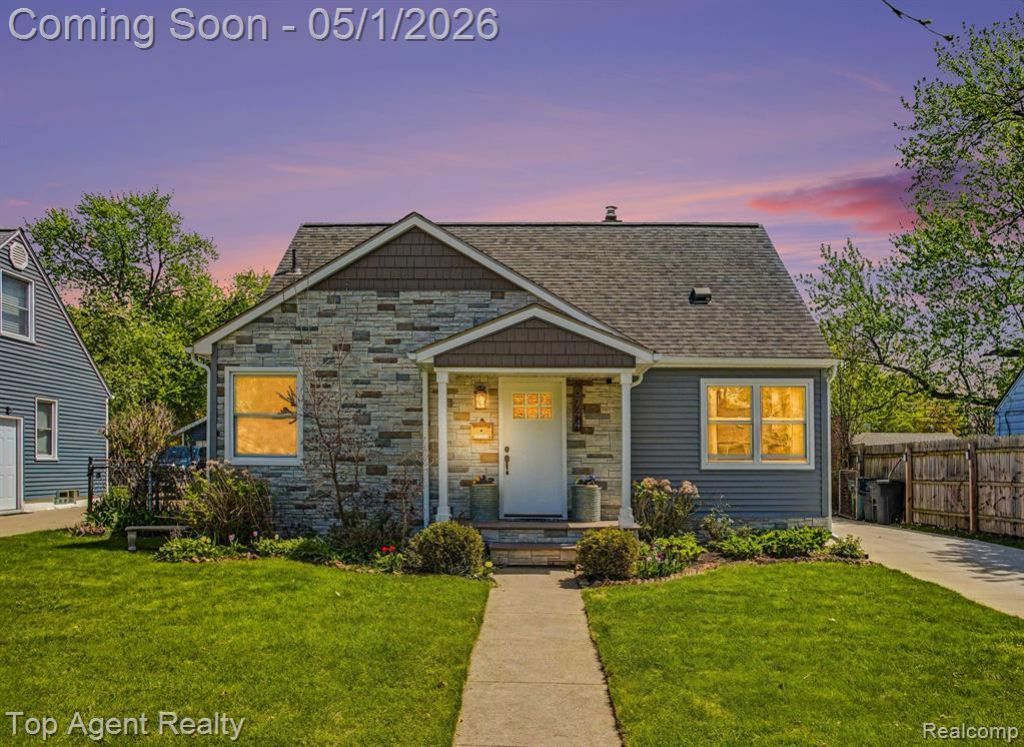 3744 Robina Avenue, Berkley, MI 48072 Main Photo