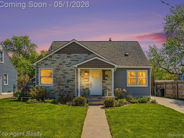 3744 Robina Avenue, Berkley, MI 48072
