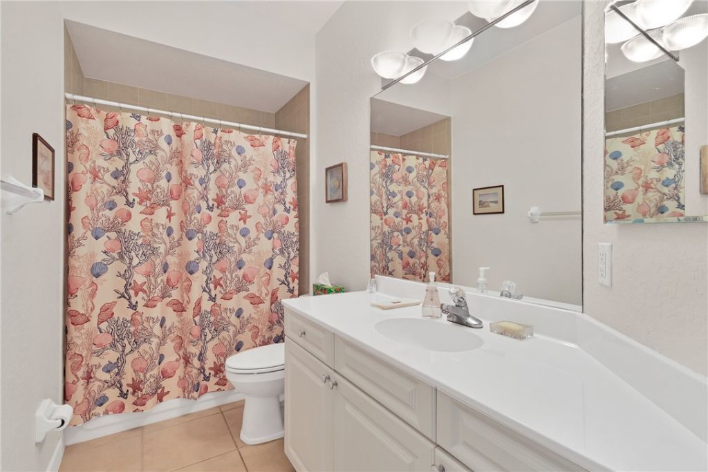 6760 49th Court, Vero Beach, FL 32967 Photo