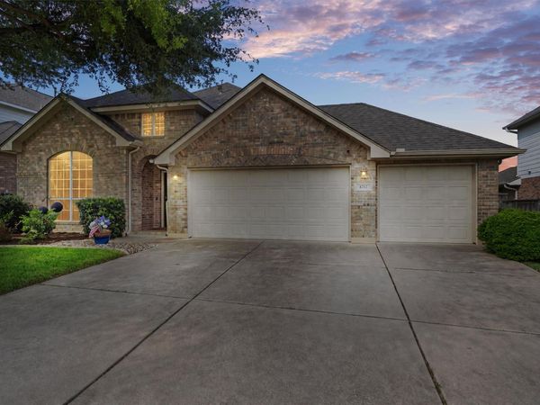 4212 Fairmeadow DR , Round Rock, TX 78665