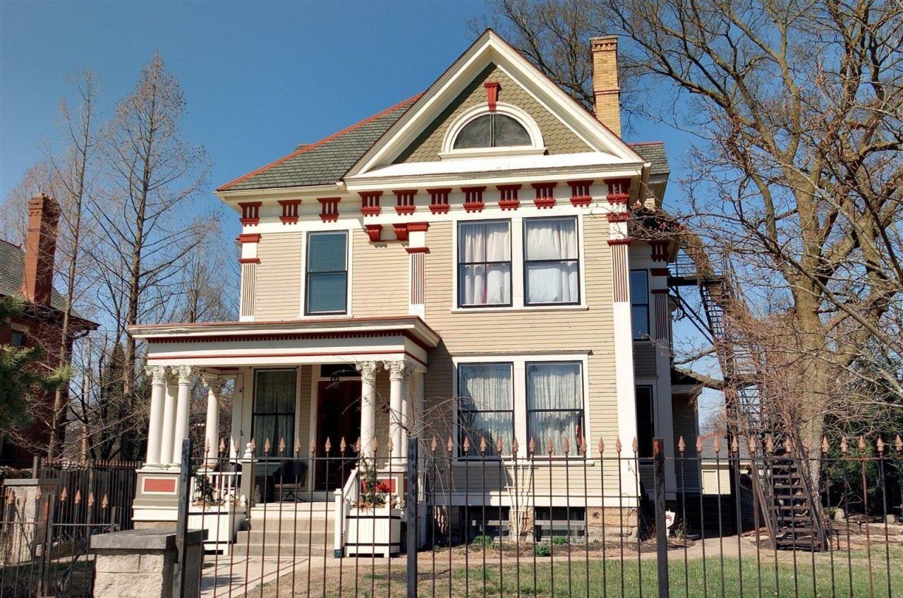 1298 Bryden Road , Columbus, OH 43205 Main Photo