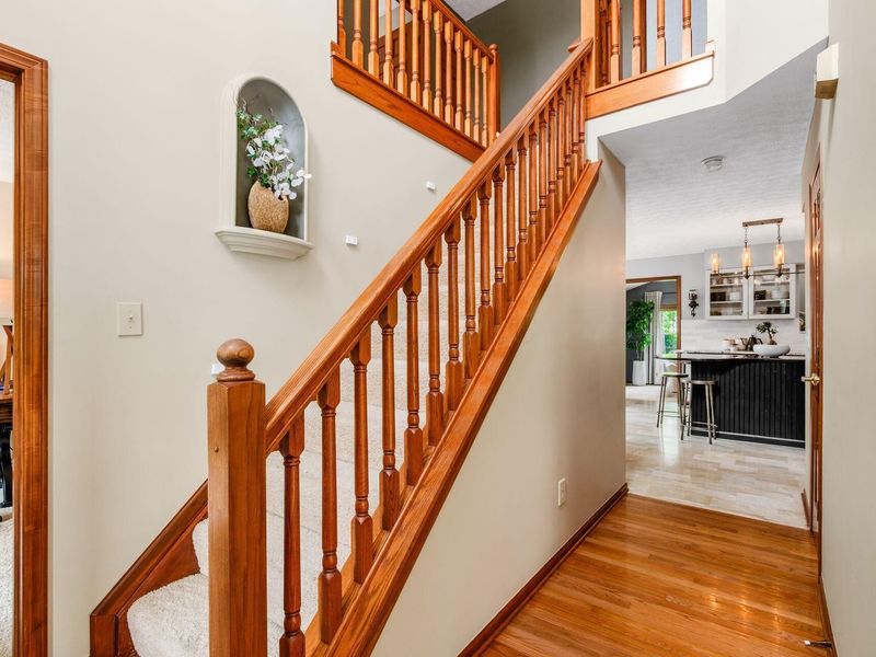 261 Whitaker Avenue N, Powell, OH 43065 Photo 4