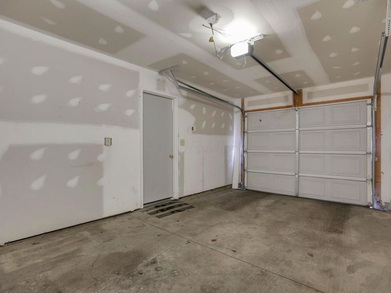 6323 Lakeview Drive W, Unit 5, Grove City, OH 43123 Photo 45