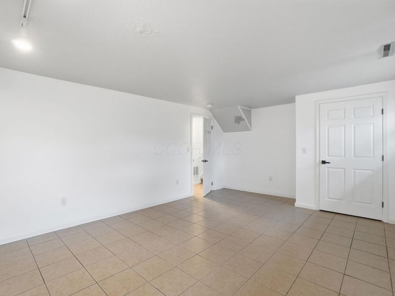 5007 Holbrook Drive, Columbus, OH 43232 Photo 23