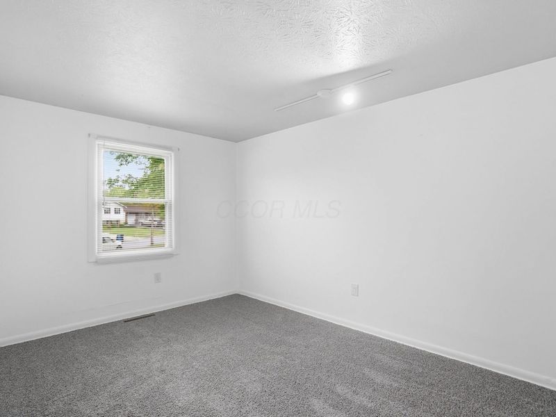 5007 Holbrook Drive, Columbus, OH 43232 Photo 27