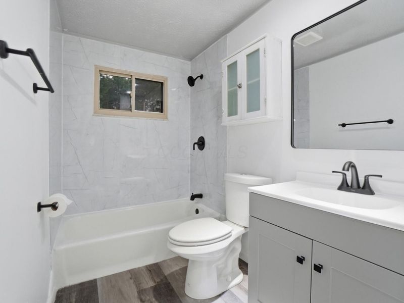 5007 Holbrook Drive, Columbus, OH 43232 Photo 30