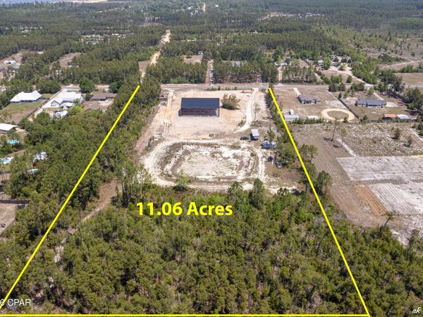 1002 Skunk Valley Road , Panama City, FL 32409